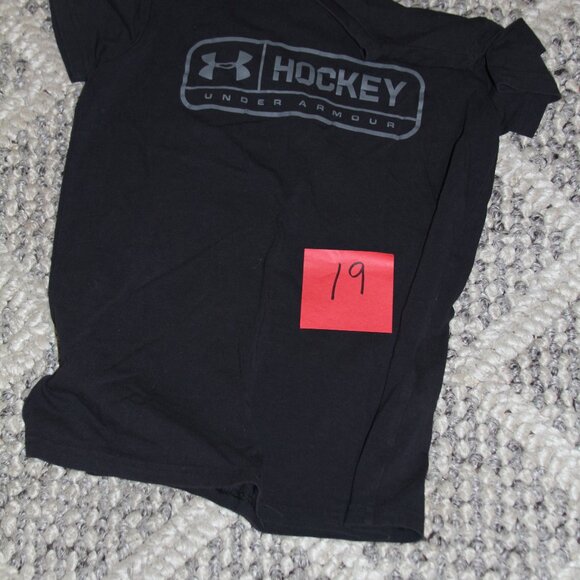 Other - Boys Black Medium Short Sleeve Under Armour Shirt